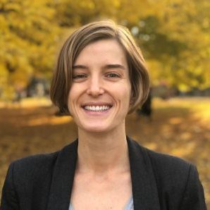 Headshot of Suzanne Van Geuns.